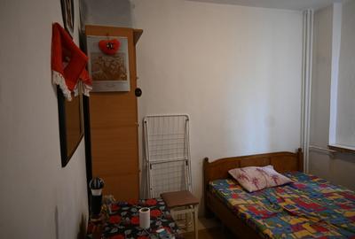 Piata Delfinului, ugent, proprietar - 10