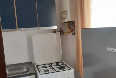 Garsonieră decomandată în Central - 2