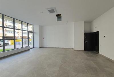 Spatiu comercial 54 mp de inchiriat, in cartier rezidential Bacovia - 2