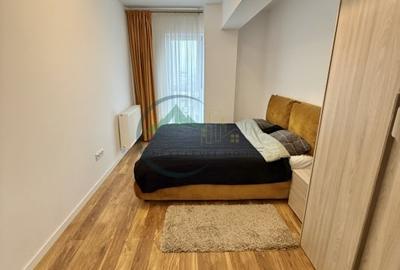 Apartament cu 2 camere semidecomandat, mobilat în Tractorul - 6