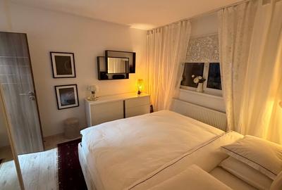 Apartament cu 3 camere decomandat, mobilat în 13 Septembrie - 5