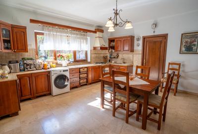 Casă individuală cu 6 camere cu Teren 1114 Mp în Florești - 8