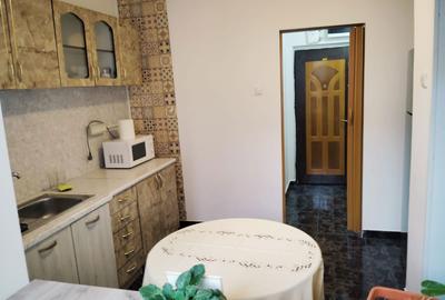 Apartament cu 2 camere semidecomandat în Tomis III - 3