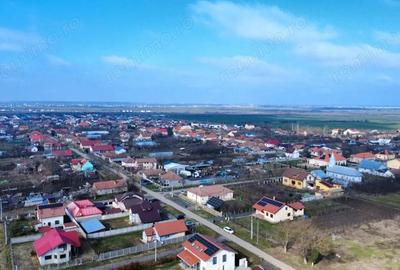 Teren de 1200 mp, în Bazoș