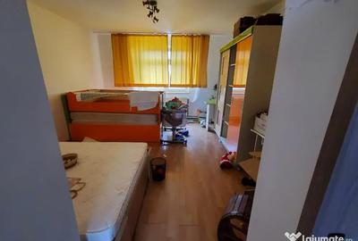 Casă cu 7 camere cu Teren 100 Mp în Aradul Nou - 2