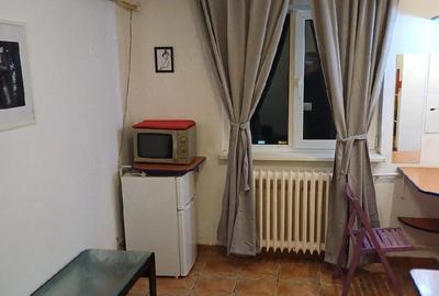 Garsonieră decomandată în Centrul Civic