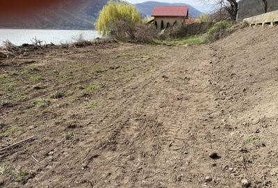 Teren de 4850 mp, în Liborajdea - 1