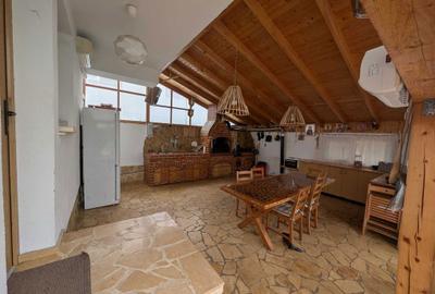 Casă cu 4 camere cu Teren 800 Mp în Central - 3