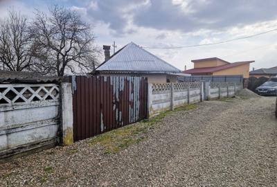 Casă cu 3 camere în Central - 1