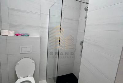 Apartament cu 3 camere în Central - 1