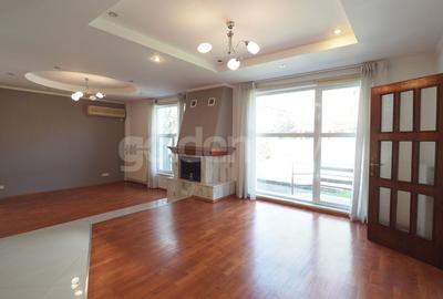 Vilă insorita cu 7 camere si piscina - 2