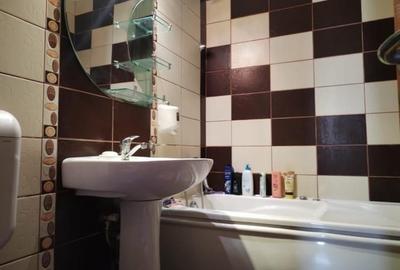 Apartament cu 3 camere semidecomandat, mobilat în Central - 10