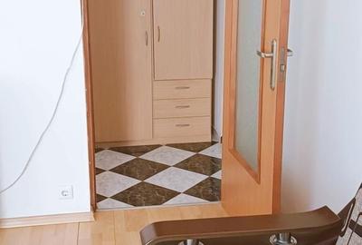 Garsonieră decomandată în Rahova - 11