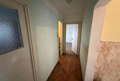 Apartament cu 3 camere decomandat în Podul de Piatră - 3