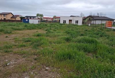 Teren de 817 mp, în Cumpăna
