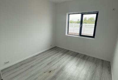 Casă cu 4 camere cu Teren 342 Mp în Clinceni - 13