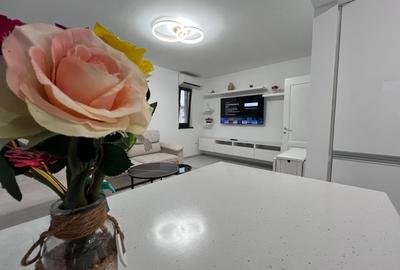 Apartament cu 2 camere semidecomandat, mobilat în Baza 3 - 5
