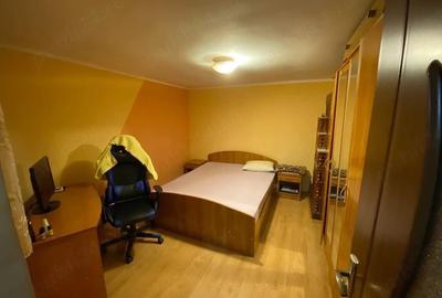 Casă cu 5 camere cu Teren 224 Mp în Giurgiului - 1