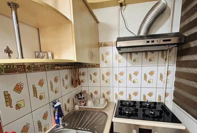Inchiriez apartament cu 3 camere in Mioveni, zona Robea, etaj 1 - 9