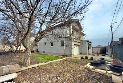 Casă cu 4 camere cu Teren 390 Mp în Central - 2