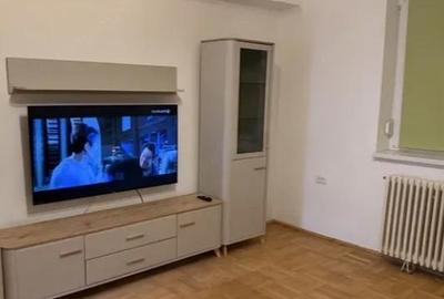 Garsonieră decomandată în Berceni