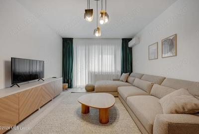 Apartament cu 2 camere decomandat în Parcul Carol