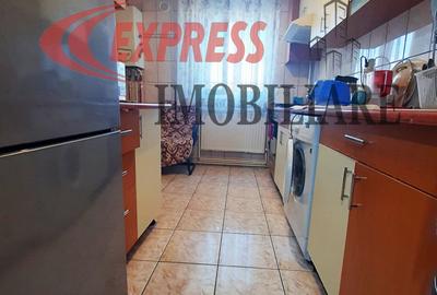 Titan, 1 Decembrie 1918, Jean Steriadi, Profi - 2