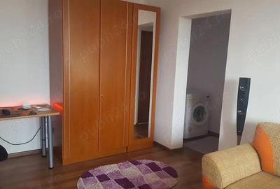 Apartament cu 2 camere decomandat în Central - 1