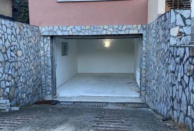 Casă cu Teren 550 Mp în Central