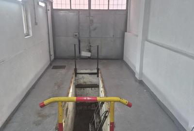 Spațiu comercial, de 100 mp, în Central
