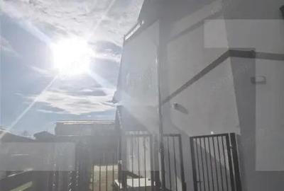 Casă cu Teren 300 Mp în Giroc