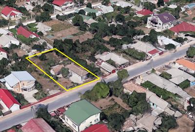 Casa Batraneasca / Demolabila / Teren Tuzla 49000 euro - 1