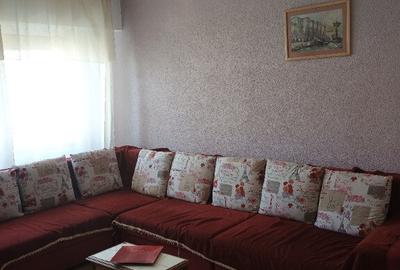 Persoana fizica apartament 3 camere Casa de Cultura termen lung