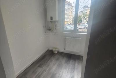 Garsonieră decomandată în Central - 2