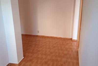 Spatiu Comercial cu Vad Pietonal si Auto - Zona Astra - cod 5196 - 6