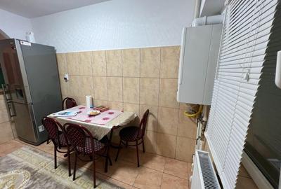 Inchiriez apart 3 camere - 2
