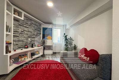 Apartament cu 4 camere decomandat, mobilat în Ampoi 2 - 2