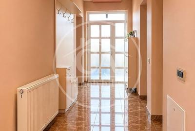 Casă cu 5 camere decomandat cu Teren 298 Mp în Rogerius - 9