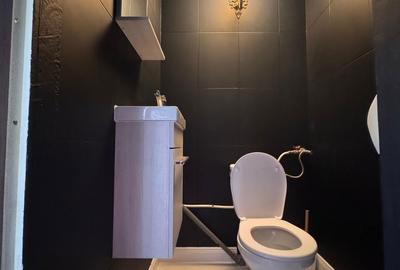 Spațiu comercial, de 60 mp, în Central