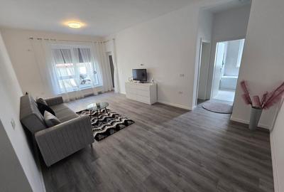 Prima inchiriere. Curte proprie. La asfalt. - 2