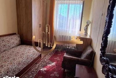 Apartament cu 3 camere în Micro 5 - 4