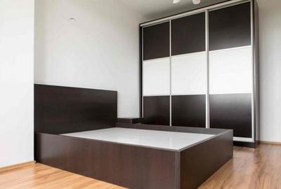 Apartament cu 3 camere decomandat în Tineretului - 3