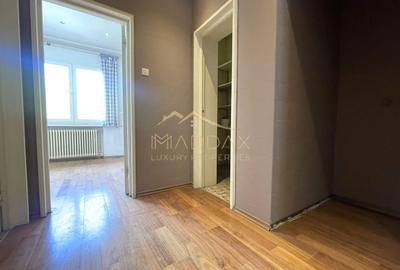 Apartament cu 5 camere decomandat în Primăverii - 22