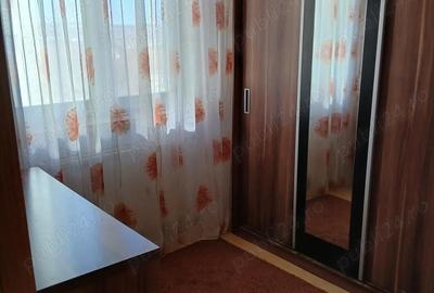 Apartament cu 2 camere semidecomandat în Vasile Aaron - 1