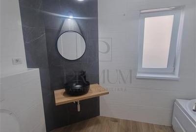 Duplex pe plan - 4 camere - zona linistita - terasa mare - 6