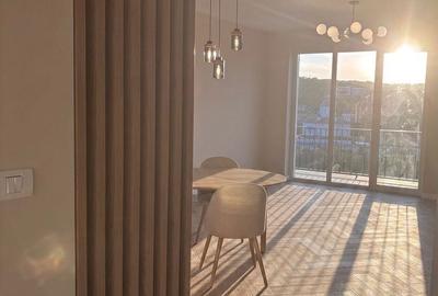 Apartament cu 4 camere decomandat în Central - 3