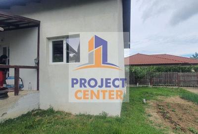 Casă cu 4 camere cu Teren 300 Mp în Bradu - 11