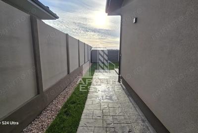 Duplex pe un singur nivel in Dumbravita Pet Frendly, Gradina Proprie - 1