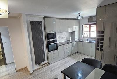 Apartament cu 3 camere decomandat în Central - 11