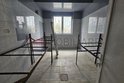 Casă cu 6 camere cu Canalizare în Pache Protopopescu - 3